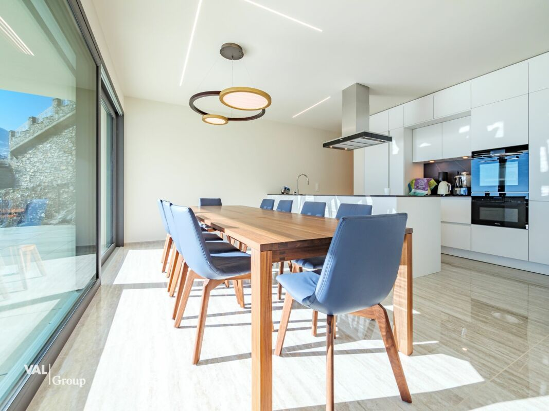 Votre nouvelle résidence avec jardin privé dans une villa contemporaine en cours de construction