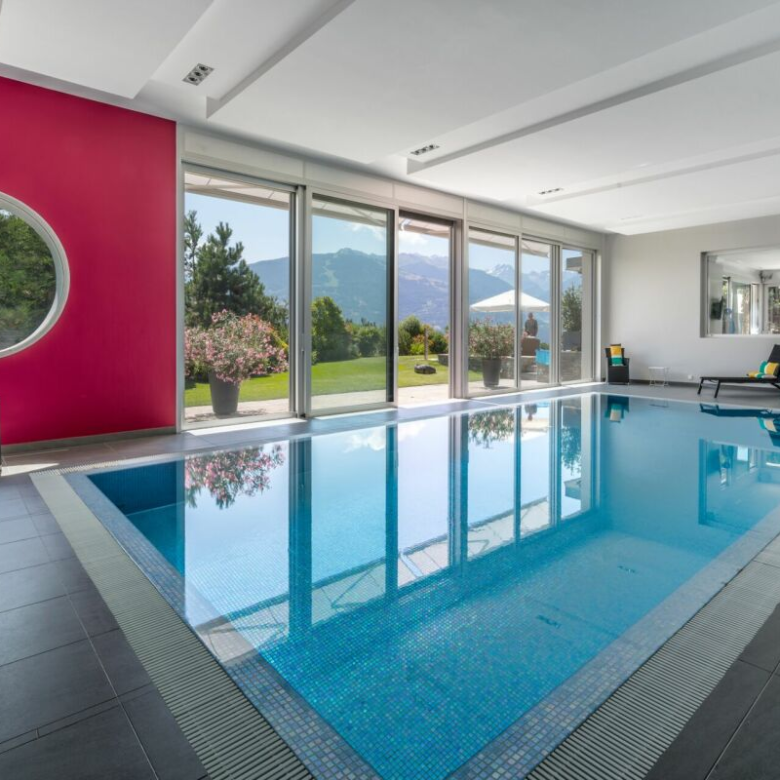 [DEMO] Moderne Villa mit Pool und Seesicht – Lausanne