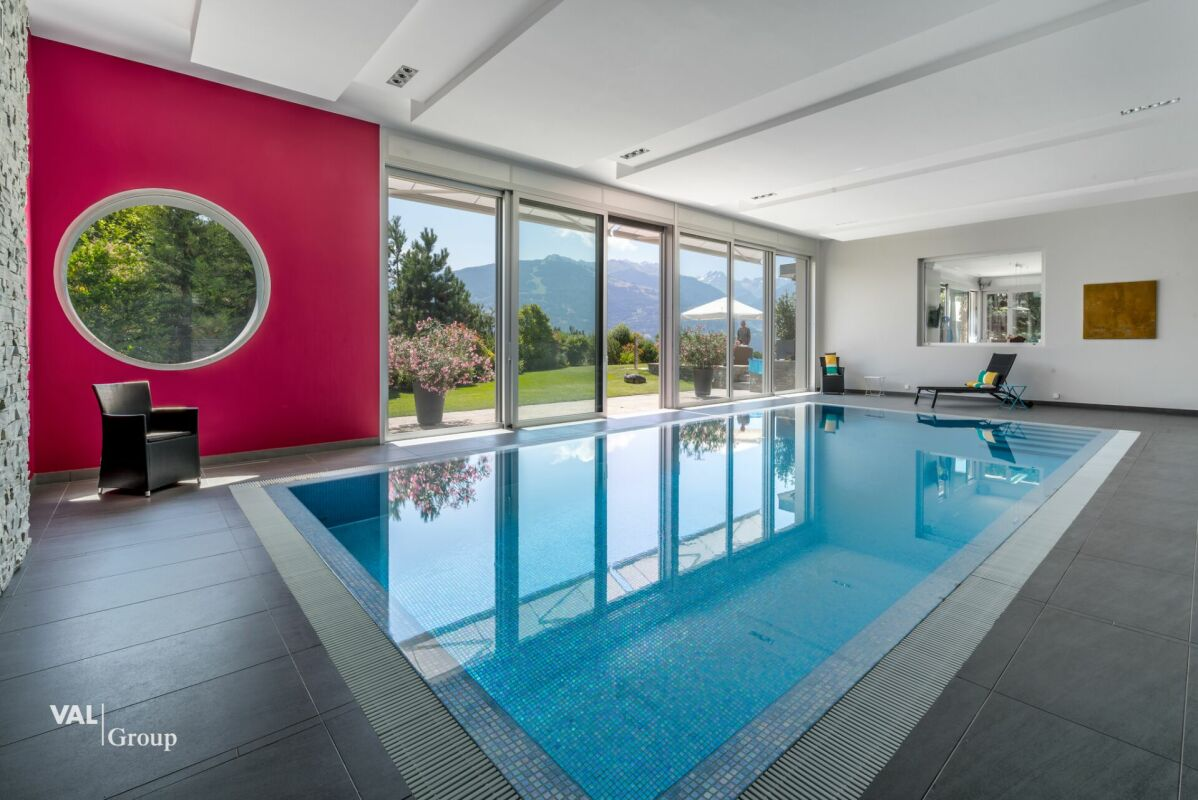 [DEMO] Moderne Villa mit Pool und Seesicht – Lausanne