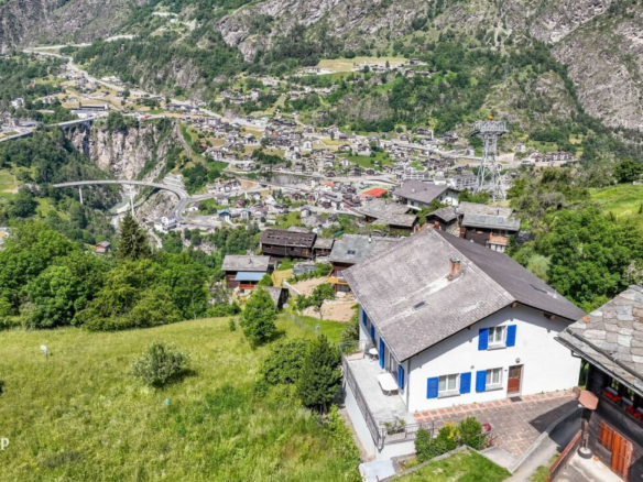Ein ruhiges Leben in einer malerischen Umgebung mit atemberaubender Aussicht