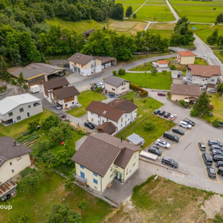 Gepflegtes Einfamilienhaus mit Bergblick und Wintergarten