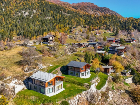 Maison exclusive et meublée avec vue panoramique sur les Alpes, à louer toute l'année