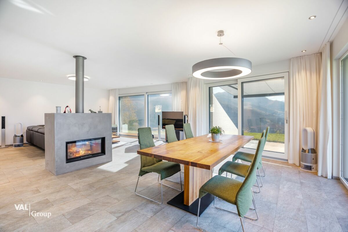Exklusives möbliertes Haus mit Panoramablick auf die Alpen, ganzjährig zu mieten