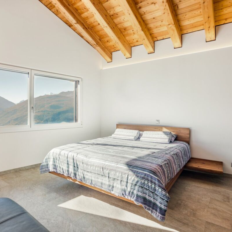 Exklusives möbliertes Haus mit Panoramablick auf die Alpen, ganzjährig zu mieten