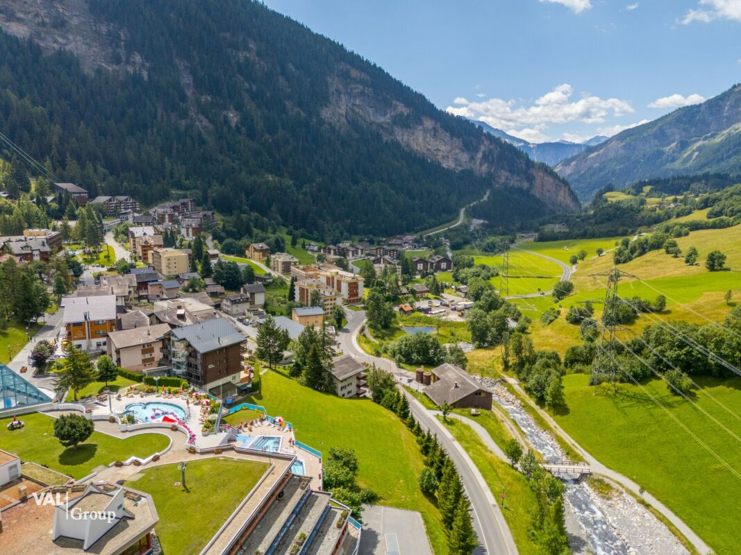 In the heart of Leukerbad: exceptional development potential