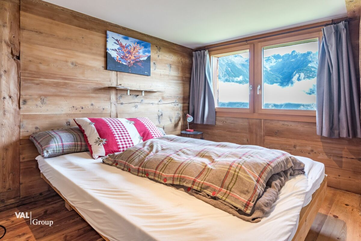 Appartement superbement rénové au cœur d'Eischoll, avec 3 places de parking extérieures