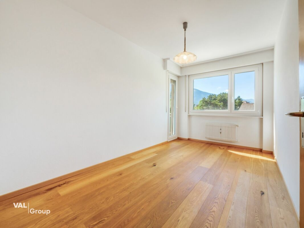 Helle 4,5-Zimmer-Wohnung in idealer Lage mit geschlossener Garage
