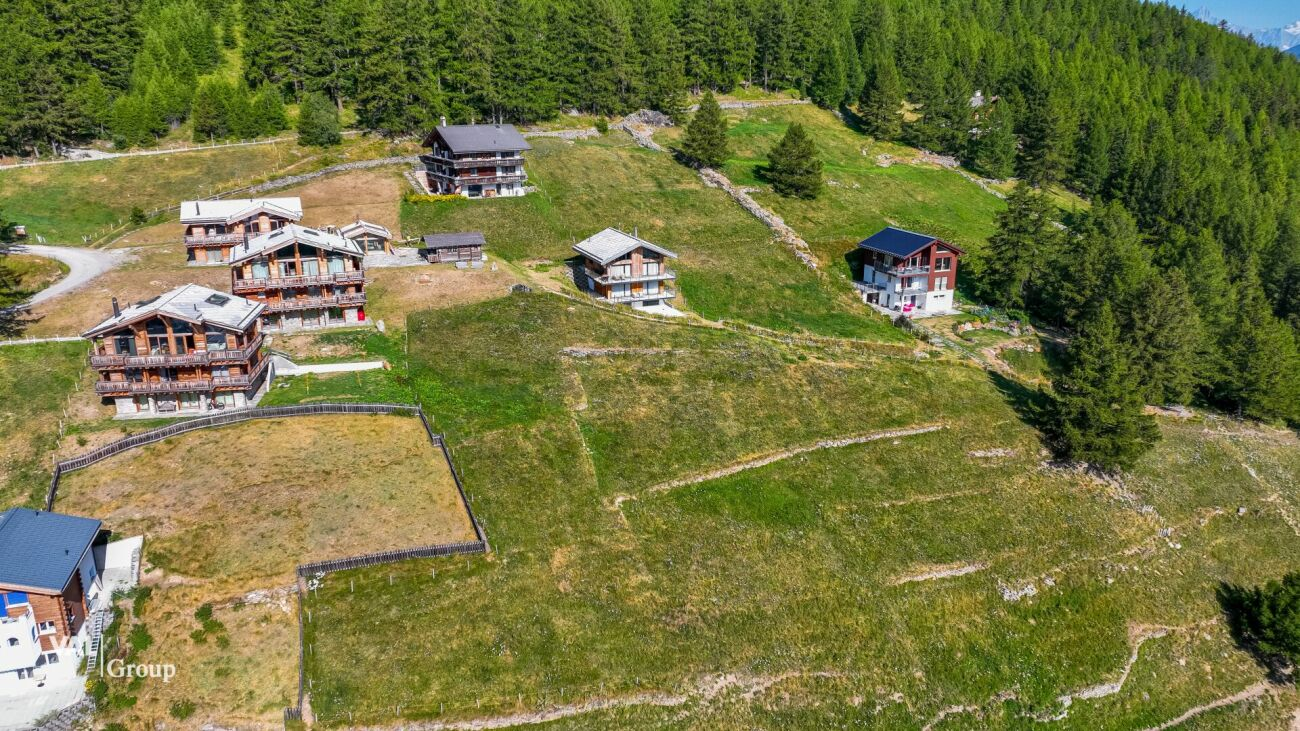 Beautiful building plots with breathtaking views in Saas-Fee