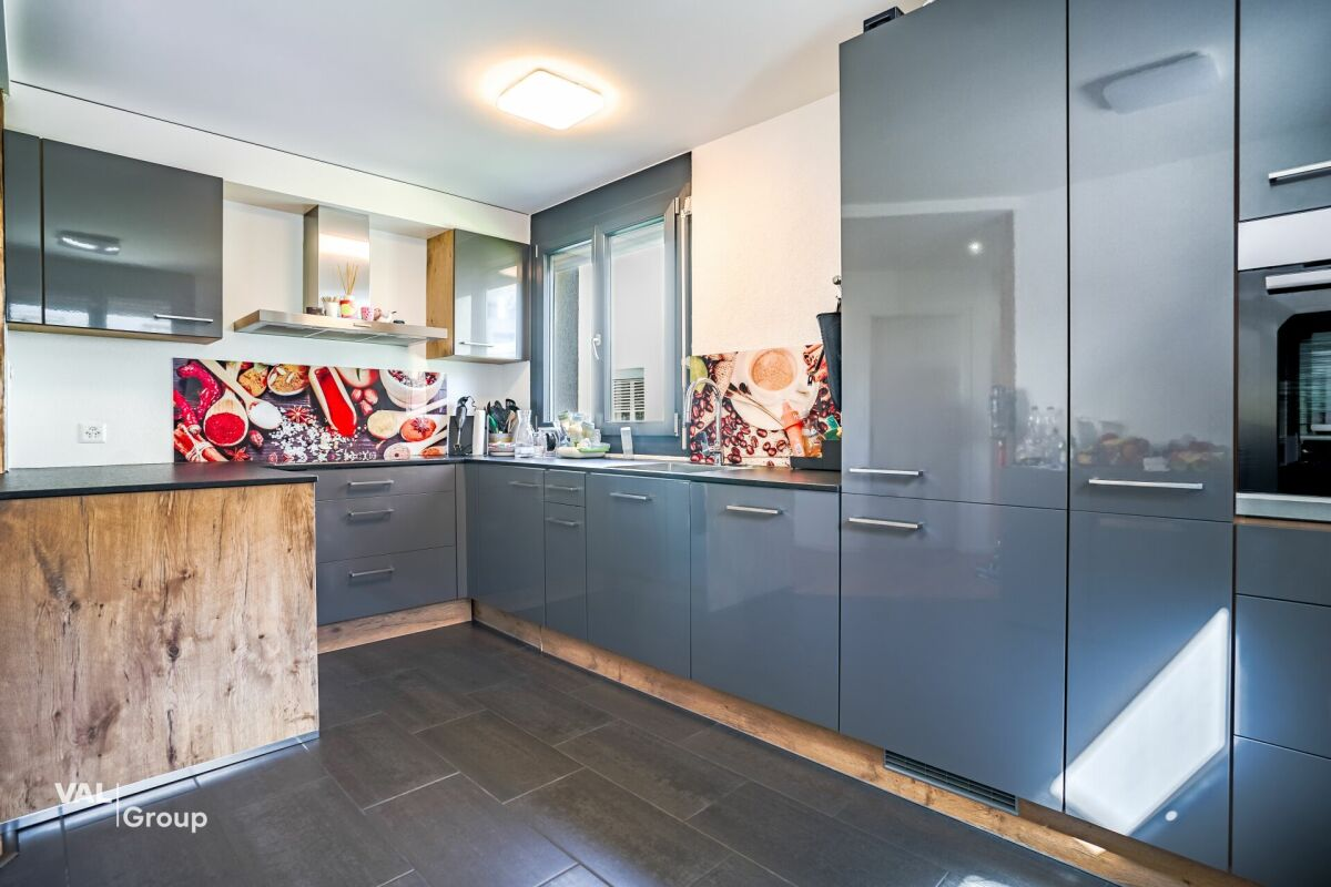 Exclusive 6.5-room semi-detached house in Amriswil