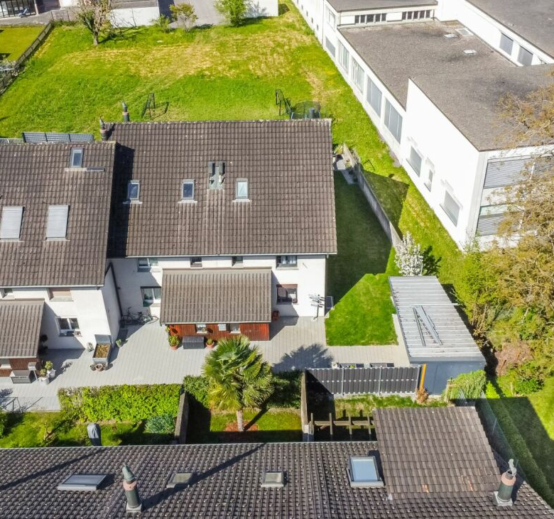 Exclusive 6.5-room semi-detached house in Amriswil