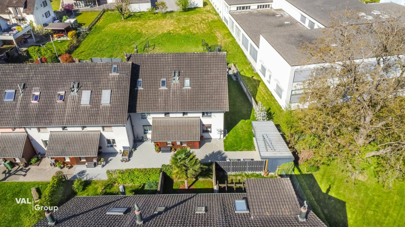 Exclusive 6.5-room semi-detached house in Amriswil