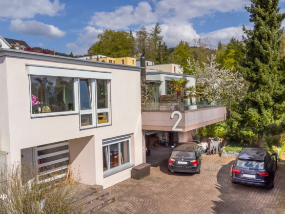 Charmante maison mitoyenne à Wetzikon offrant un espace exceptionnel