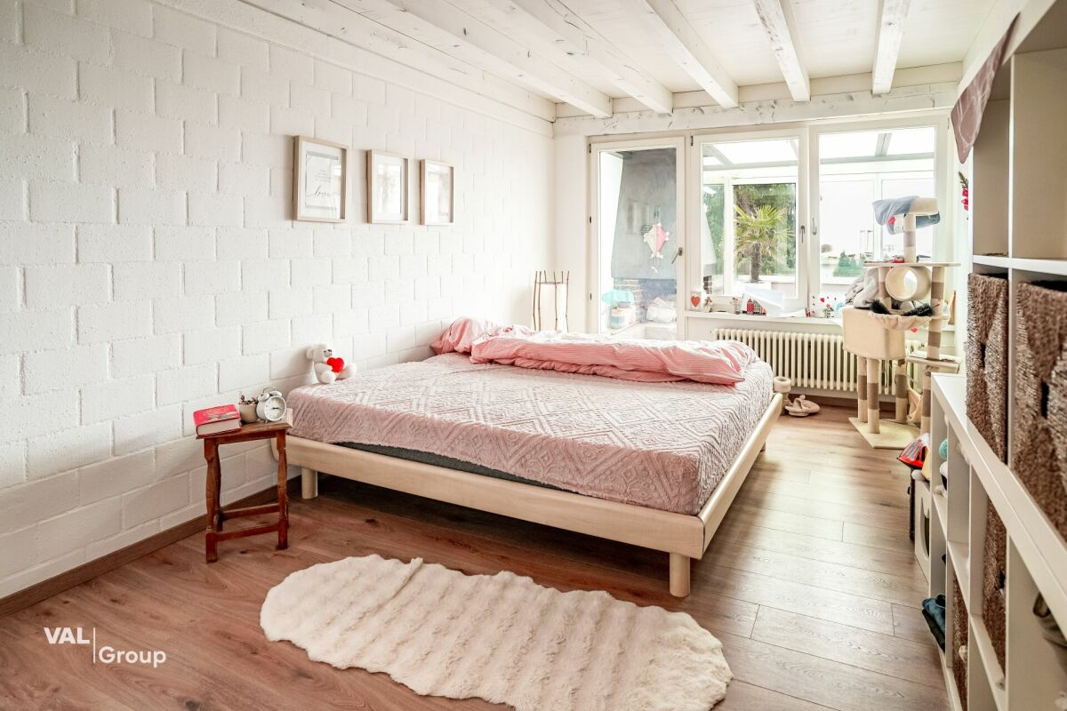 Charming terraced house in Wetzikon offering exceptional space