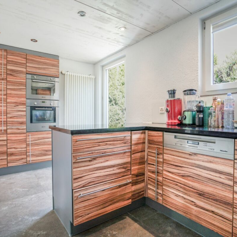 Charming terraced house in Wetzikon offering exceptional space