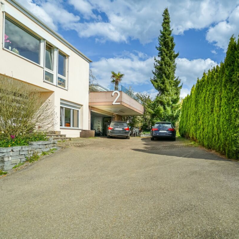 Charming terraced house in Wetzikon offering exceptional space